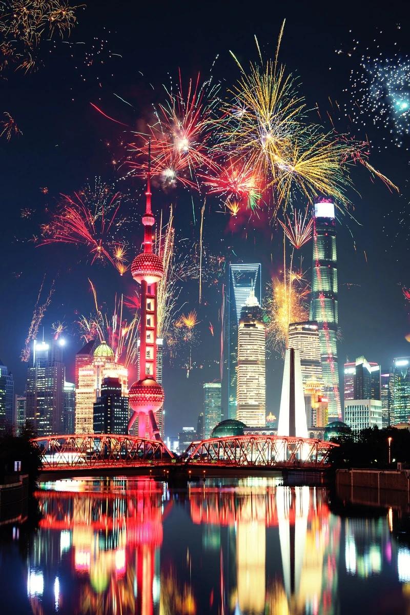 China Discovery — Christmas & New Year in China
